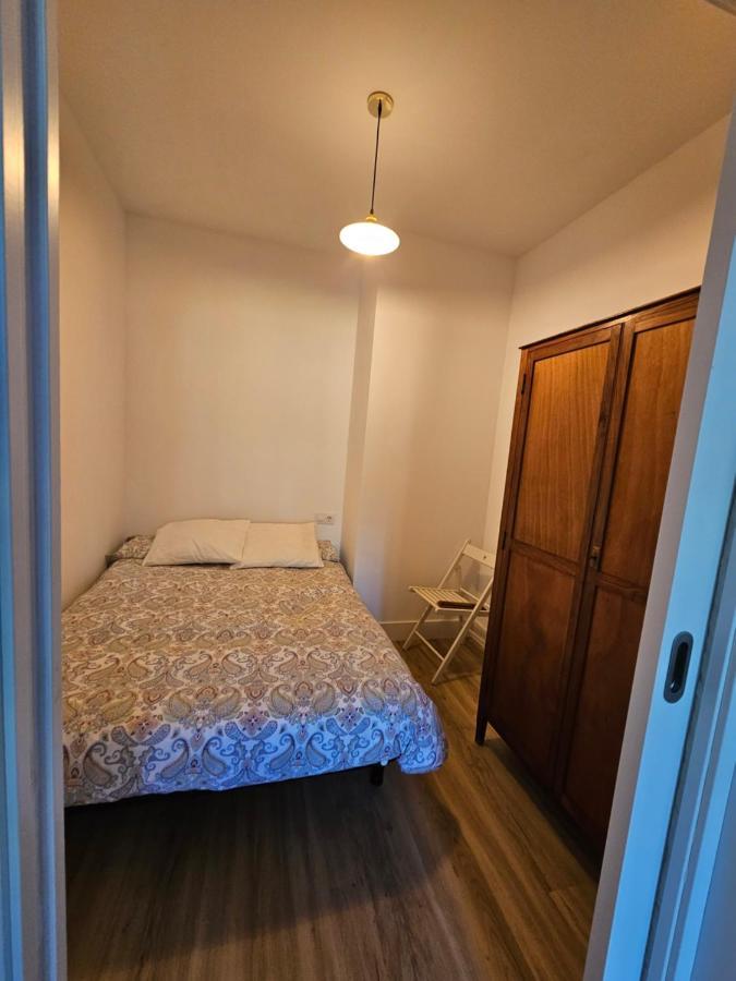 Apartamentos En El Centro - Plaza De Amboage - Wifi Ferrol Kültér fotó