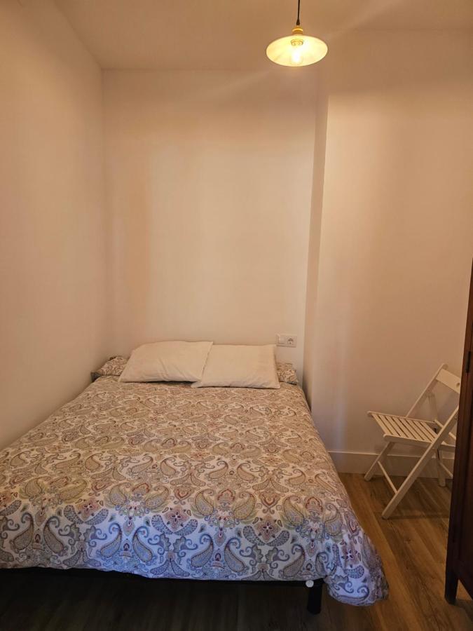 Apartamentos En El Centro - Plaza De Amboage - Wifi Ferrol Kültér fotó