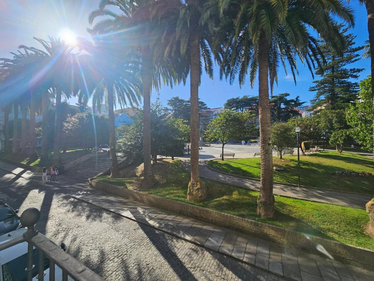 Apartamentos En El Centro - Plaza De Amboage - Wifi Ferrol Kültér fotó