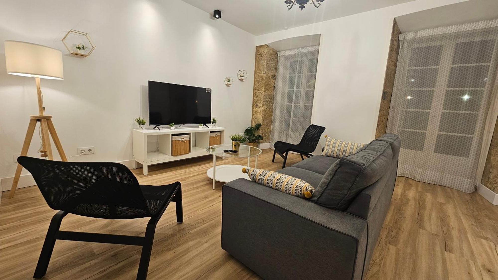Apartamentos En El Centro - Plaza De Amboage - Wifi Ferrol Kültér fotó