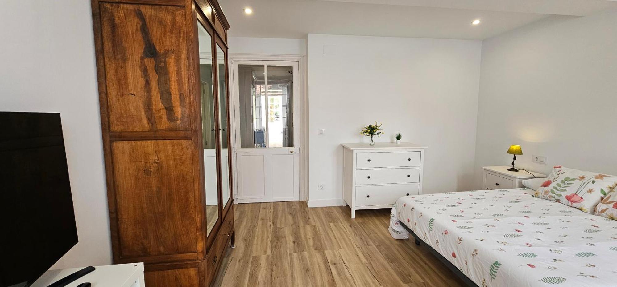 Apartamentos En El Centro - Plaza De Amboage - Wifi Ferrol Kültér fotó