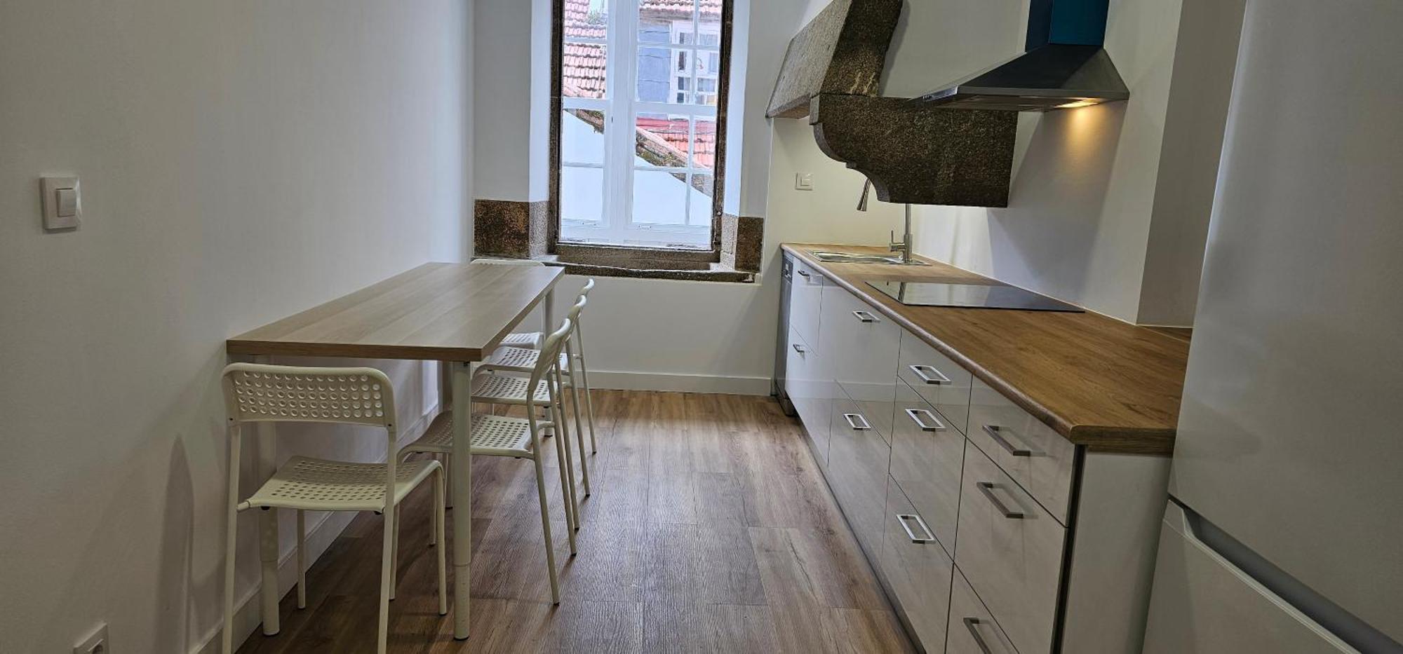 Apartamentos En El Centro - Plaza De Amboage - Wifi Ferrol Kültér fotó