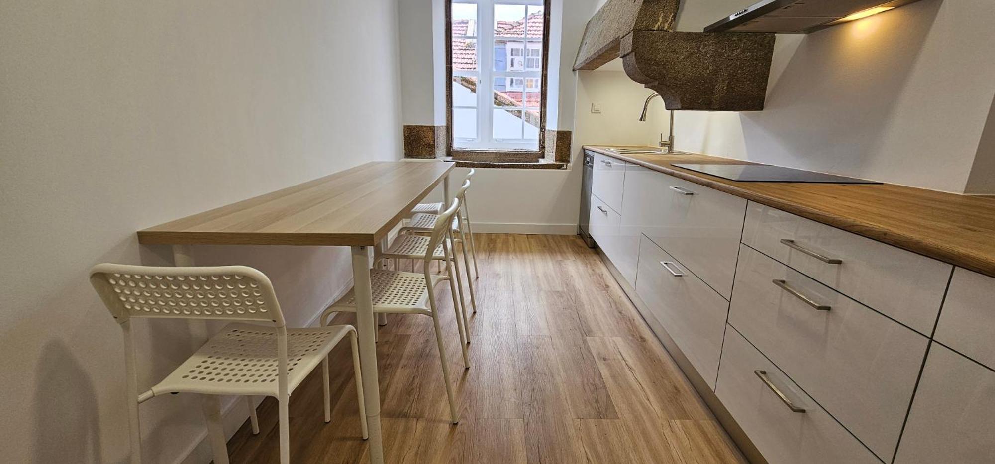 Apartamentos En El Centro - Plaza De Amboage - Wifi Ferrol Kültér fotó