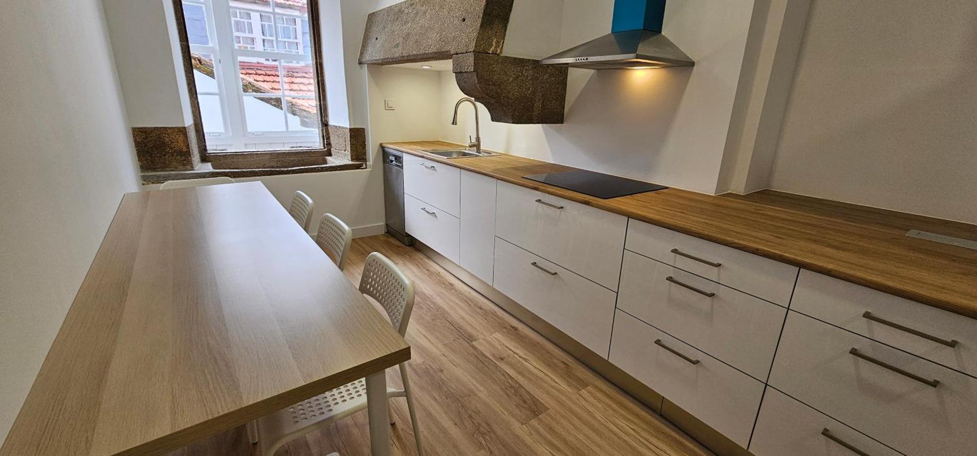 Apartamentos En El Centro - Plaza De Amboage - Wifi Ferrol Kültér fotó